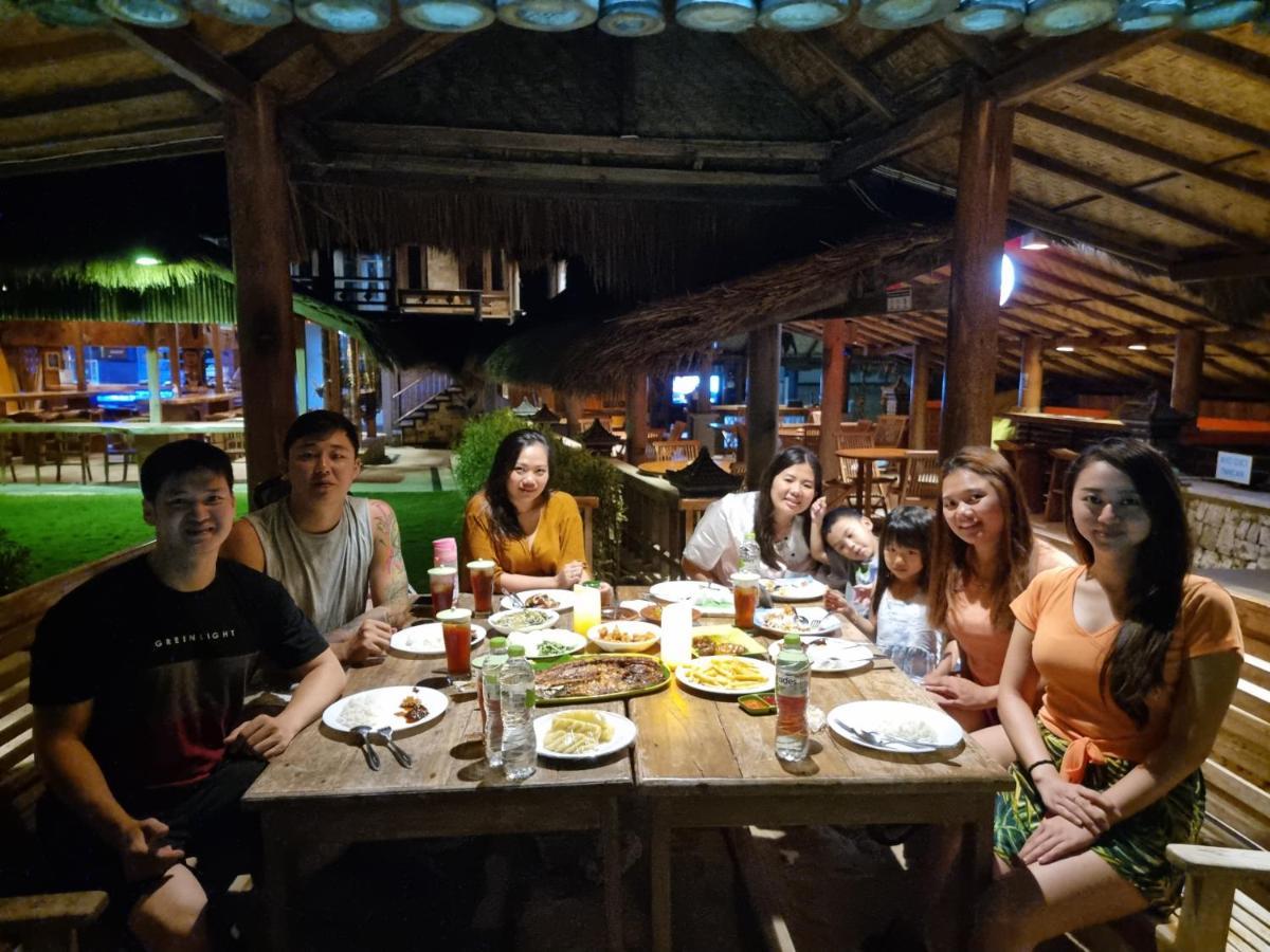 Istana Ombak Eco Resort Pacitan Exteriér fotografie