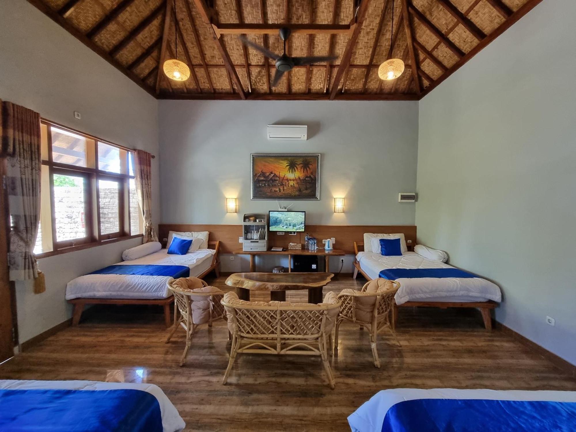 Istana Ombak Eco Resort Pacitan Exteriér fotografie