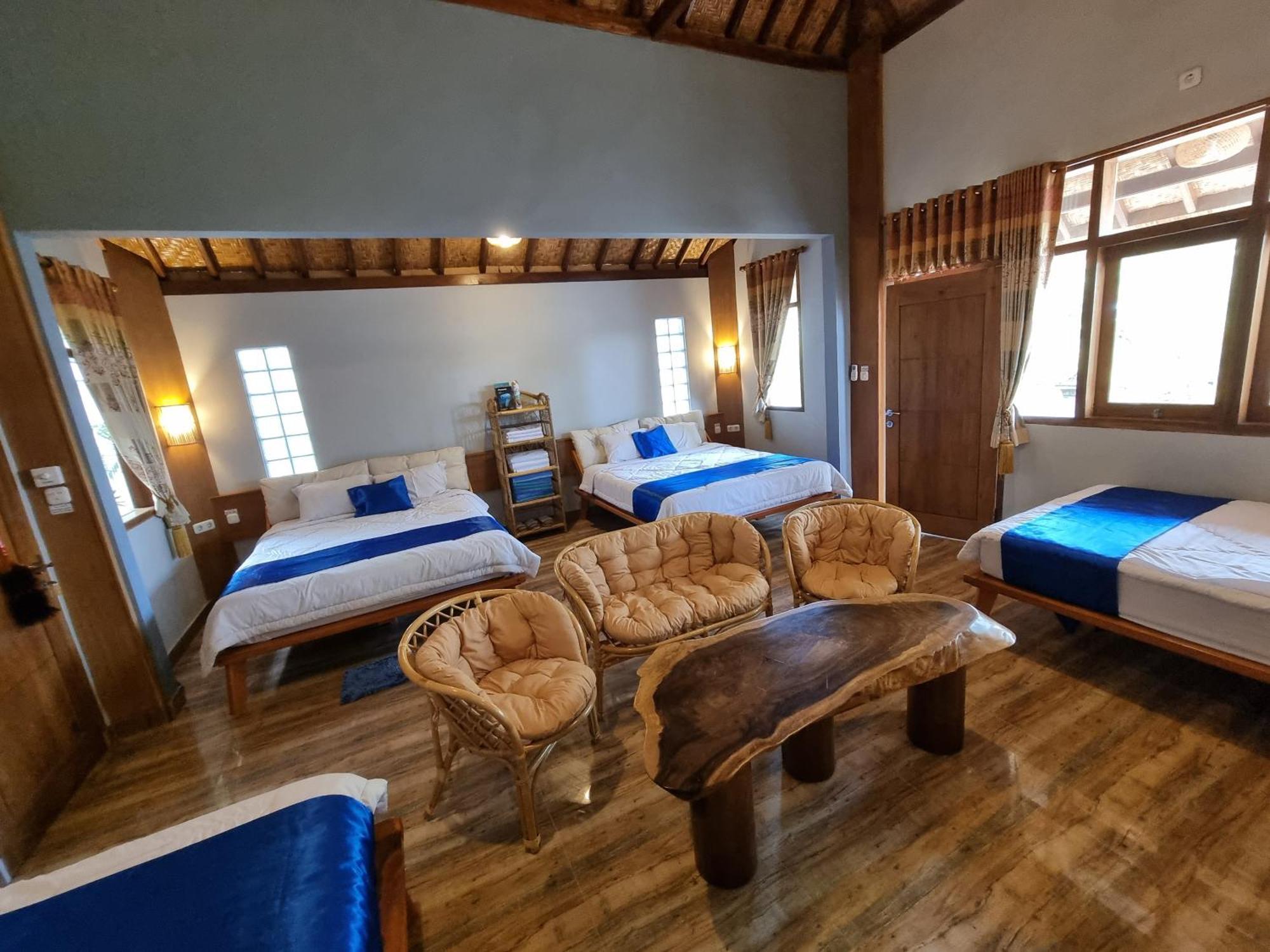 Istana Ombak Eco Resort Pacitan Exteriér fotografie