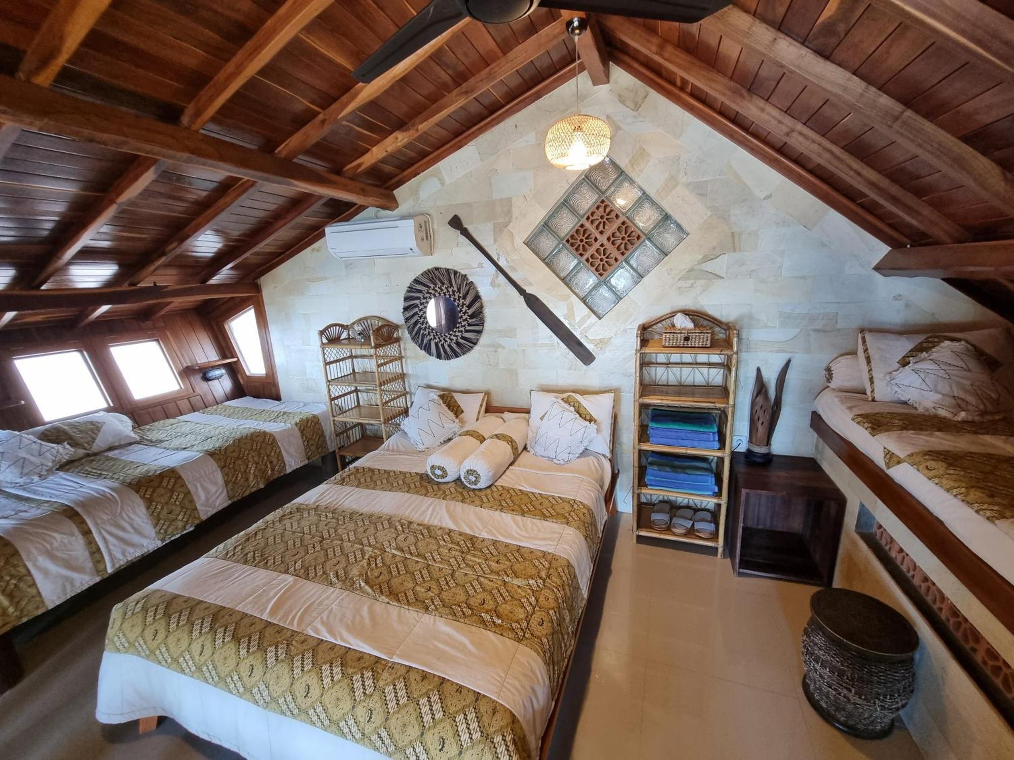 Istana Ombak Eco Resort Pacitan Exteriér fotografie