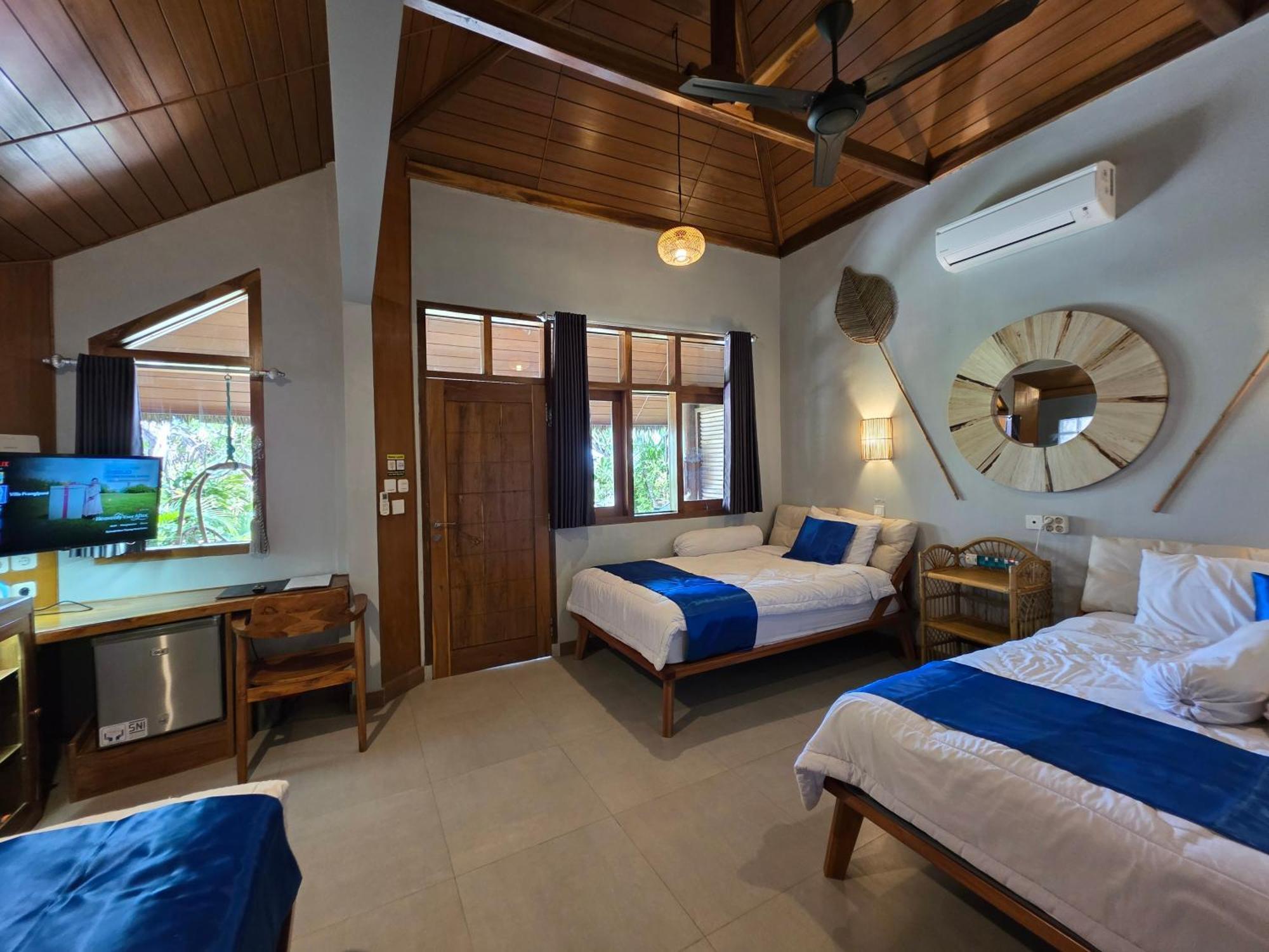 Istana Ombak Eco Resort Pacitan Exteriér fotografie